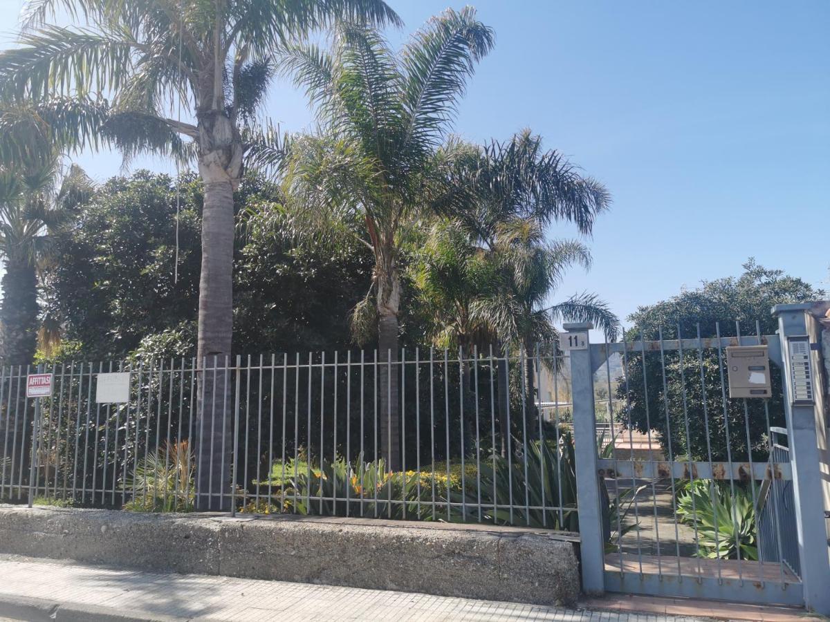 "Maretna" Appartement Mascali Buitenkant foto