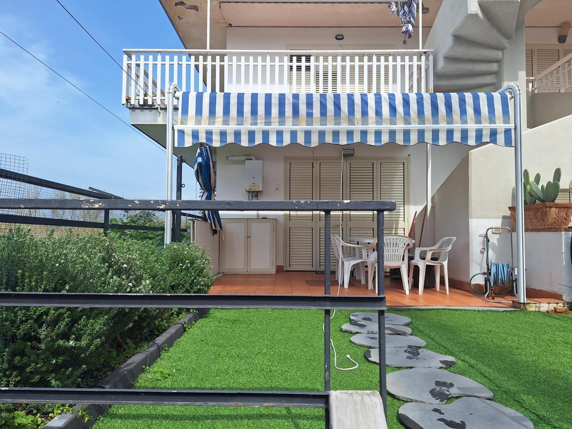 "Maretna" Appartement Mascali Buitenkant foto